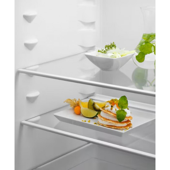 Вбудований холодильник Electrolux ENT6NE18S