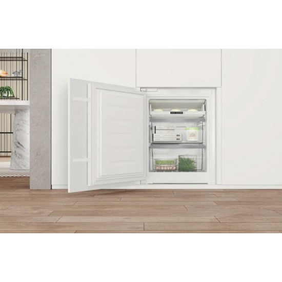 Вбудований холодильник Whirlpool WHC18T573