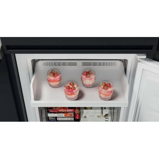 Вбудований холодильник Hotpoint-Ariston HAC20T321