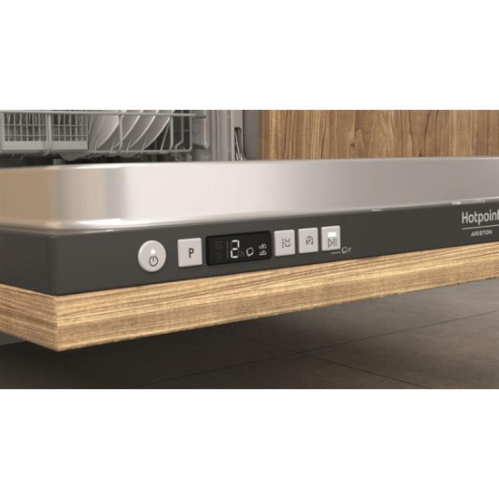 Вбудована посудомийна машина Hotpoint-Ariston HI 5010 C