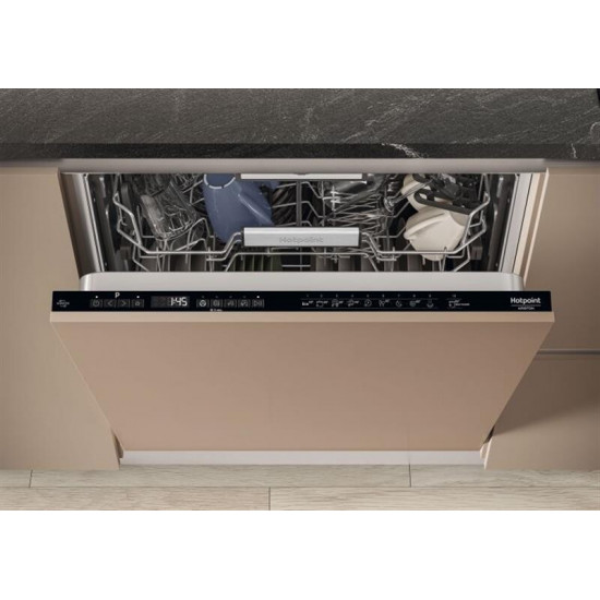 Вбудована посудомийна машина Hotpoint-Ariston HM7 42 L